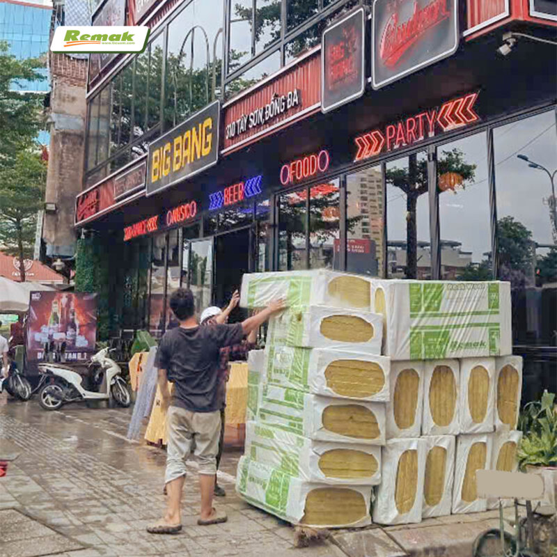 Bông khoáng Remak đã có mặt tại công trình